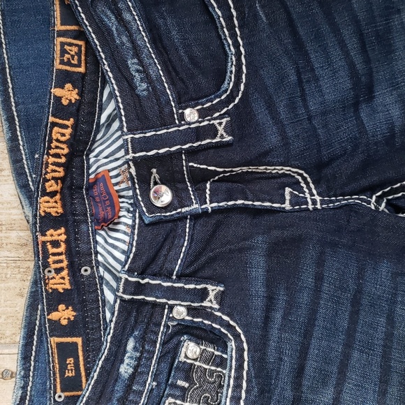 Rock Revival Jeans - Picture 7 of 9